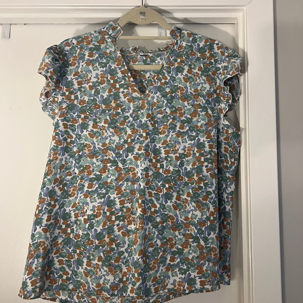 chiffon floral top size M